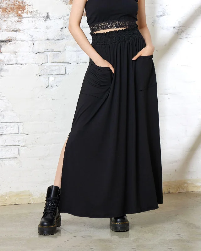 Smocked Waist Patched Pocket Maxi Skirt - Black