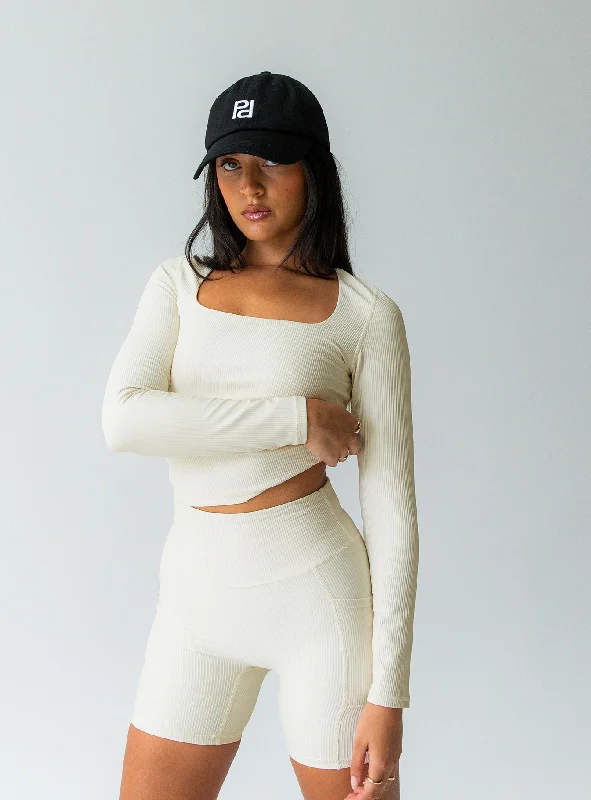 Thriving Activewear Top Latte