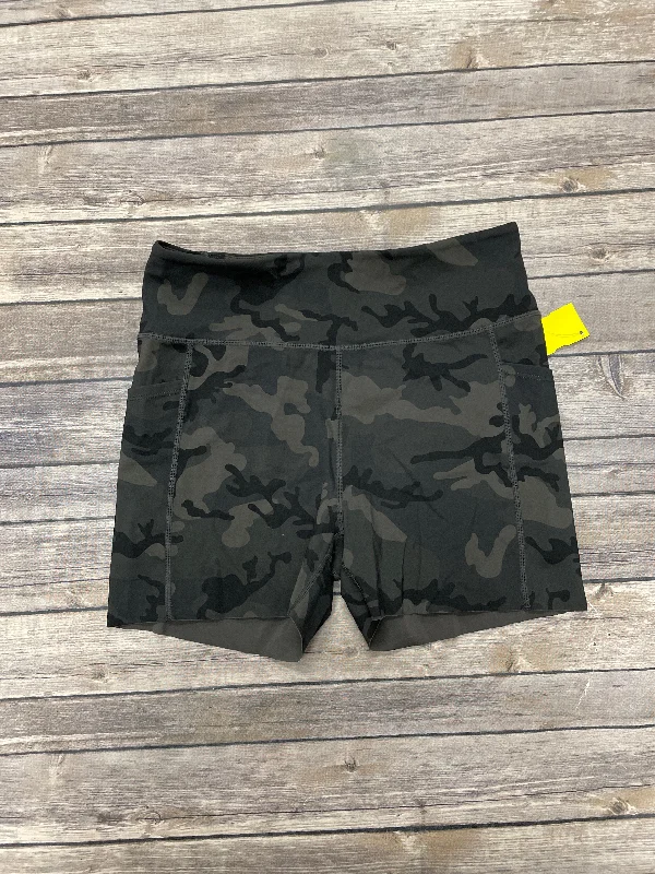 Athletic Shorts By Zyia In Camouflage Print, Size: L