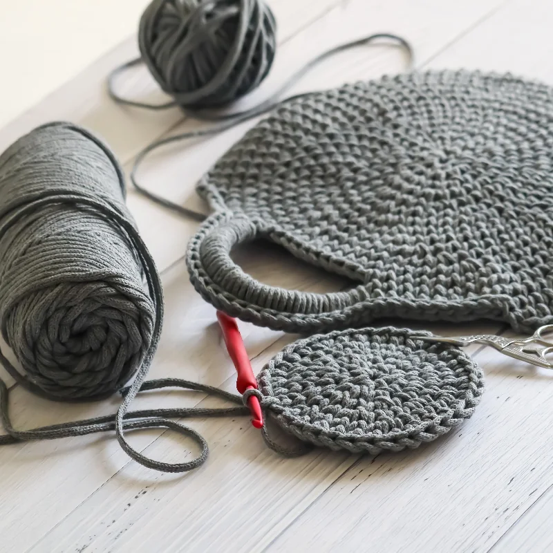 WEST ISLAND - CROCHET FOR BEGINNERS (TUESDAYS)