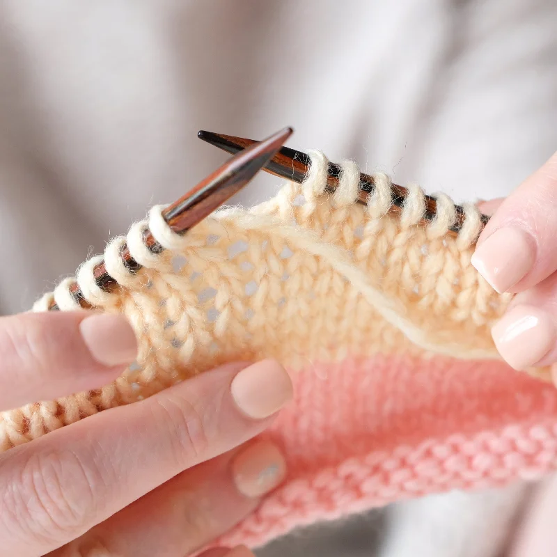 WEST ISLAND - KNITTING FOR BEGINNERS (TUESDAYS)